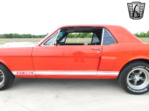 1965 Ford Mustang image 31