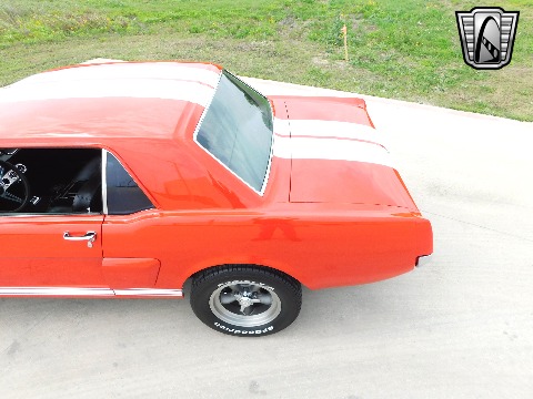 1965 Ford Mustang image 33