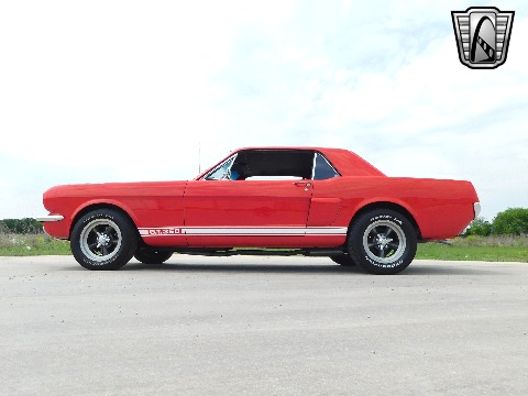 1965 Ford Mustang image 8