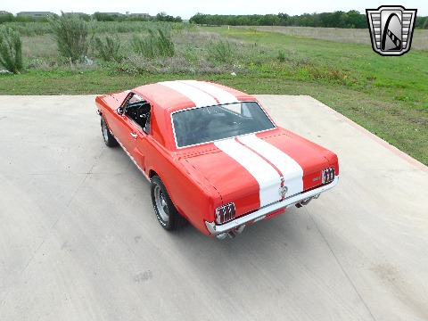 1965 Ford Mustang image 9