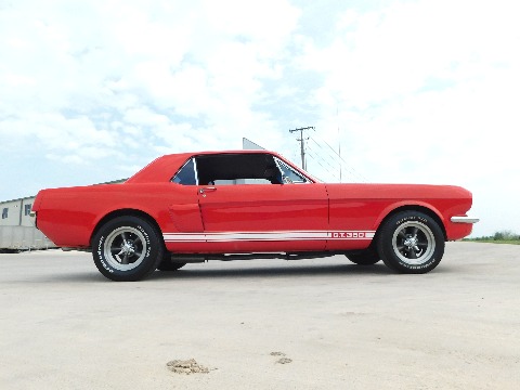 1965 Ford Mustang image 20
