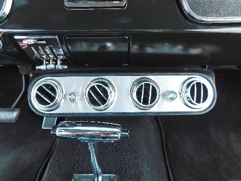 1965 Ford Mustang image 104