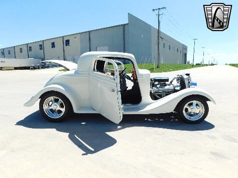 1934 Ford 3 Window image 57