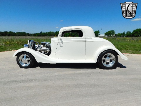 1934 Ford 3 Window image 6