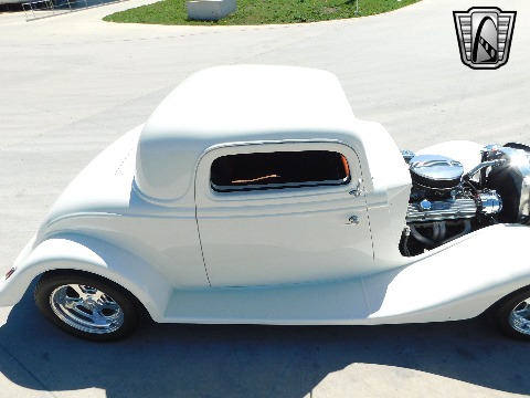 1934 Ford 3 Window image 39