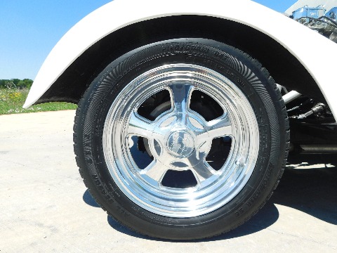 1934 Ford 3 Window image 48