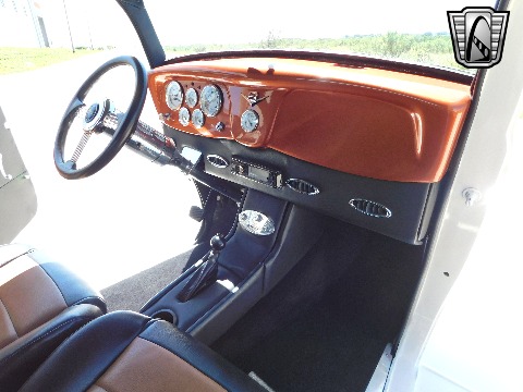 1934 Ford 3 Window image 105