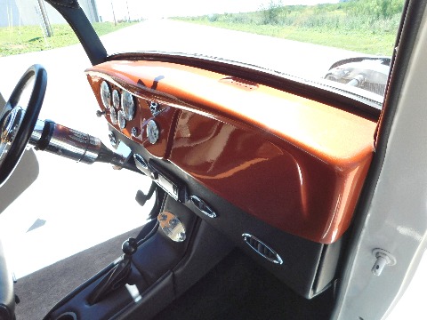 1934 Ford 3 Window image 106