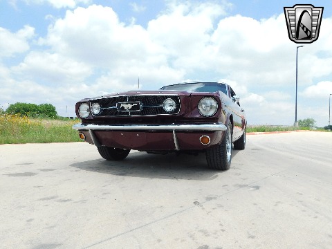 1965 Ford Mustang image 5