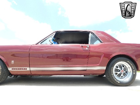 1965 Ford Mustang image 32