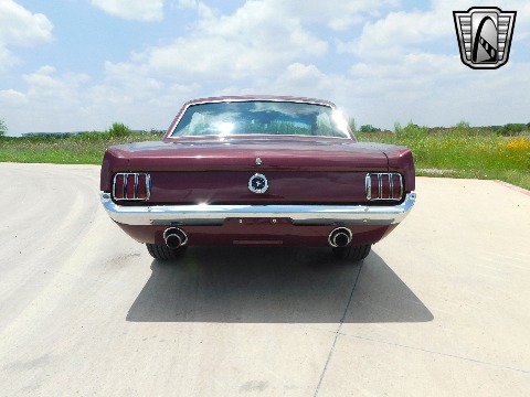 1965 Ford Mustang image 13