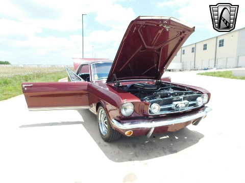 1965 Ford Mustang image 65