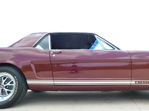 1965 Ford Mustang image 44