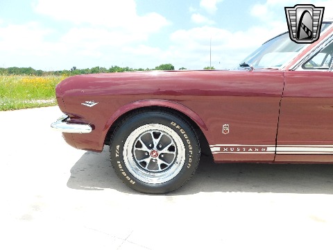 1965 Ford Mustang image 28