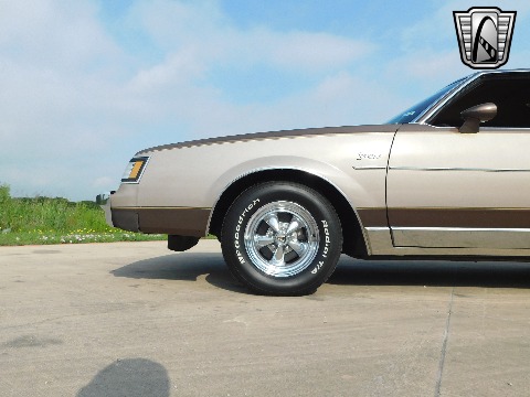 1984 Buick Regal image 30