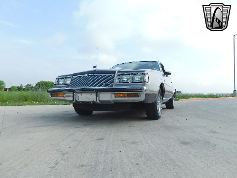 1984 Buick Regal image 5