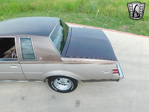 1984 Buick Regal image 34