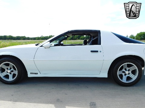 1988 Chevrolet Camaro image 31