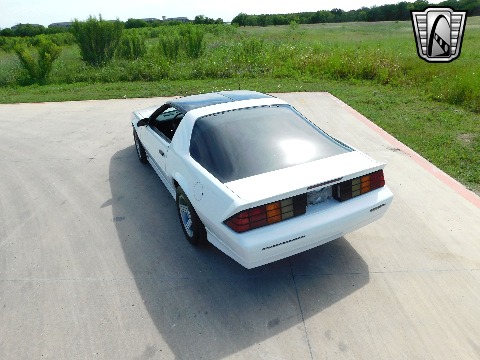 1988 Chevrolet Camaro image 9