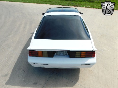 1988 Chevrolet Camaro image 36