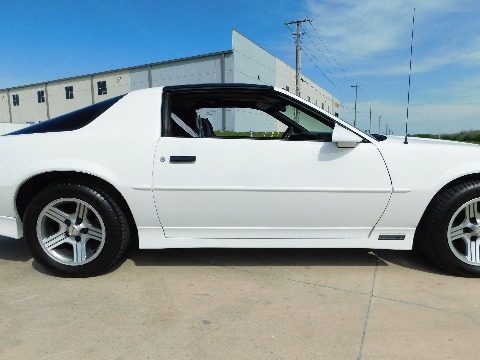 1988 Chevrolet Camaro image 43