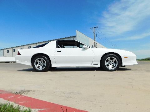 1988 Chevrolet Camaro image 20
