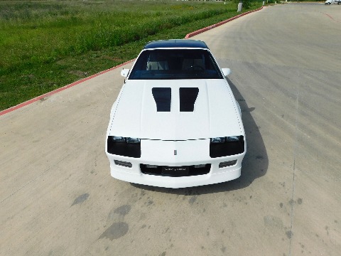1988 Chevrolet Camaro image 24