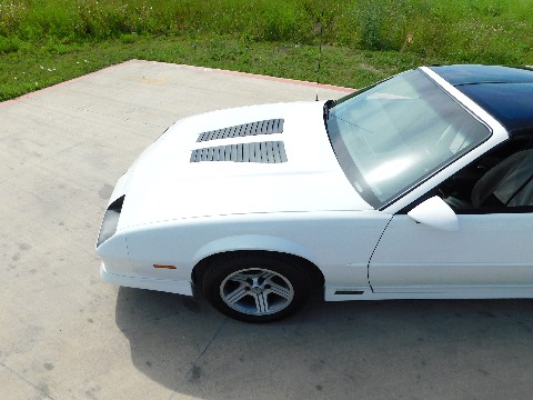 1988 Chevrolet Camaro image 27