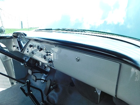 1956 Chevrolet Truck image 113