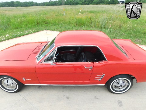 1966 Ford Mustang image 30