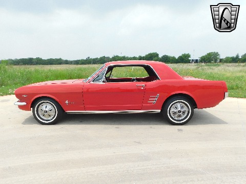 1966 Ford Mustang image 7