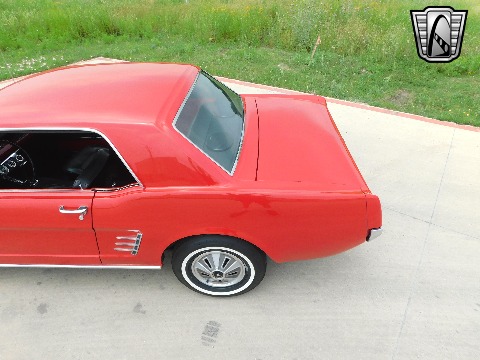 1966 Ford Mustang image 33