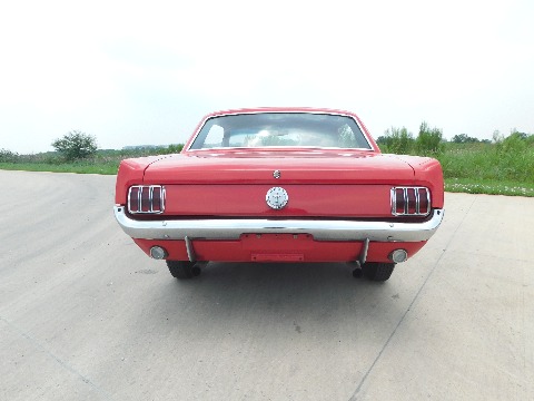 1966 Ford Mustang image 13