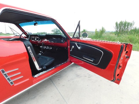 1966 Ford Mustang image 118