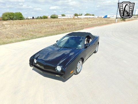 2004 Avanti Convertible image 3