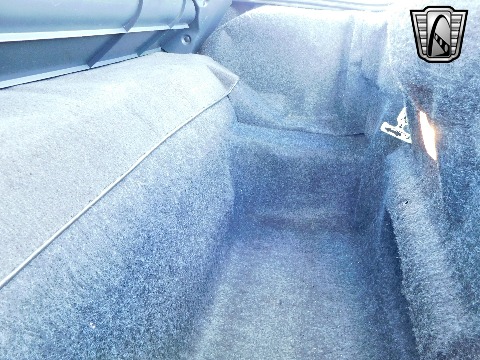 2004 Avanti Convertible image 81