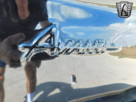 2004 Avanti Convertible image 82