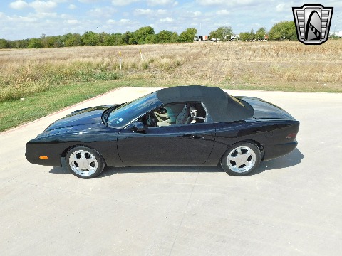 2004 Avanti Convertible image 6