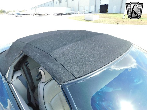 2004 Avanti Convertible image 58