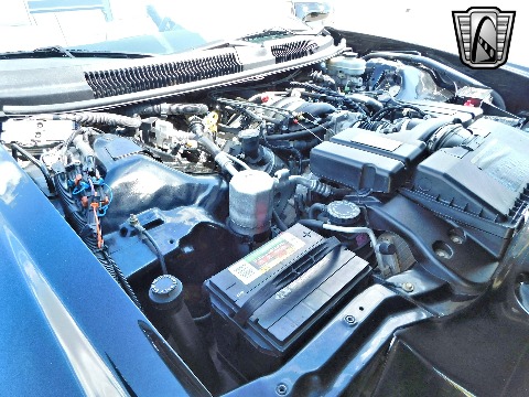 2004 Avanti Convertible image 84