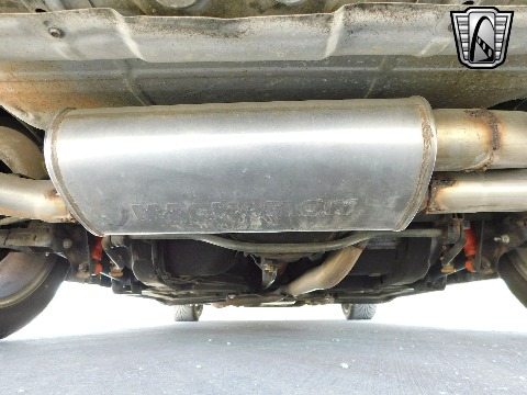 2004 Avanti Convertible image 137