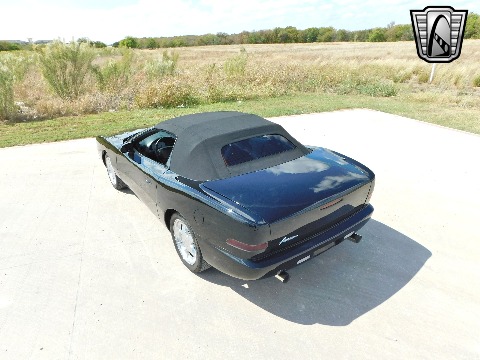 2004 Avanti Convertible image 9