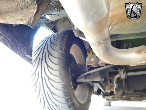 2004 Avanti Convertible image 139