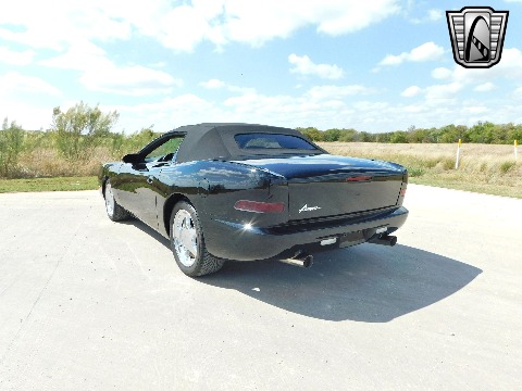 2004 Avanti Convertible image 10