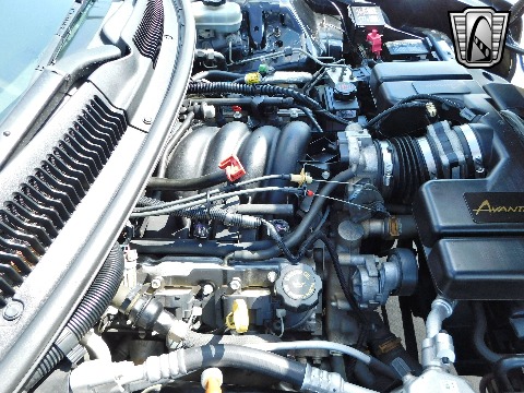 2004 Avanti Convertible image 92