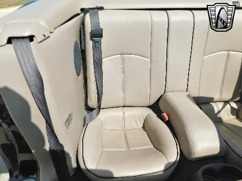 2004 Avanti Convertible image 119