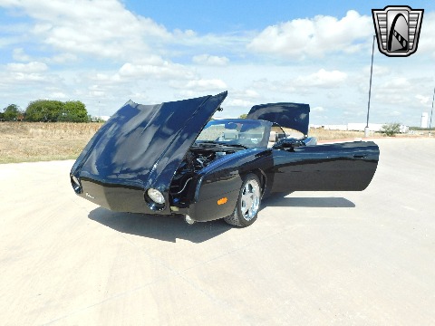 2004 Avanti Convertible image 68