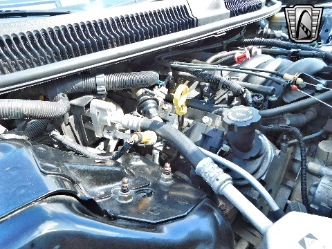 2004 Avanti Convertible image 94