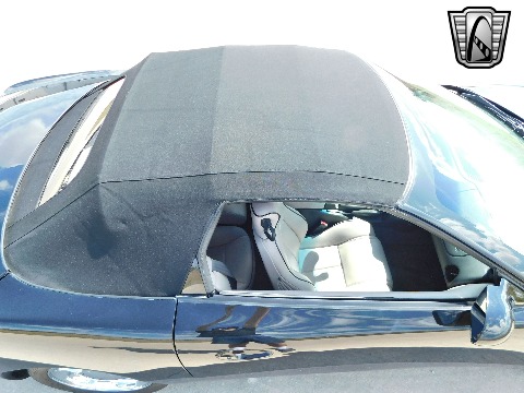 2004 Avanti Convertible image 43