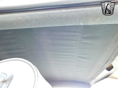 2004 Avanti Convertible image 122